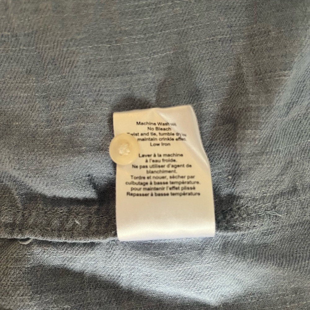 Community button up - Picture 3 of 6